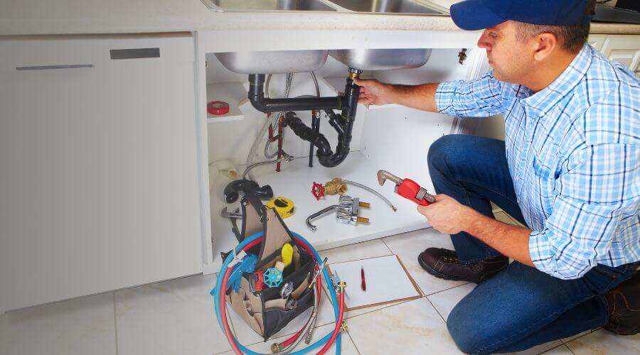 Professional emergency plumbing in Farmington, IA